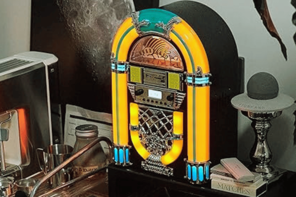 Jukebox Bluetooth Speaker